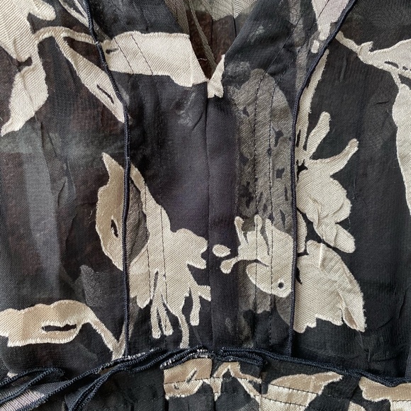 Lane Bryant 14/16 Sheer tunic With empire waist. - Picture 3 of 7